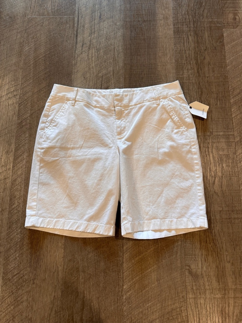 Caslon Women’s Bermuda White Shorts Size 10. Bought At Nordstrom.